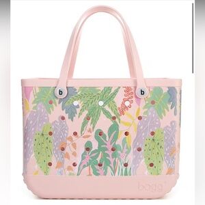 ISO this exact Bogg Bag